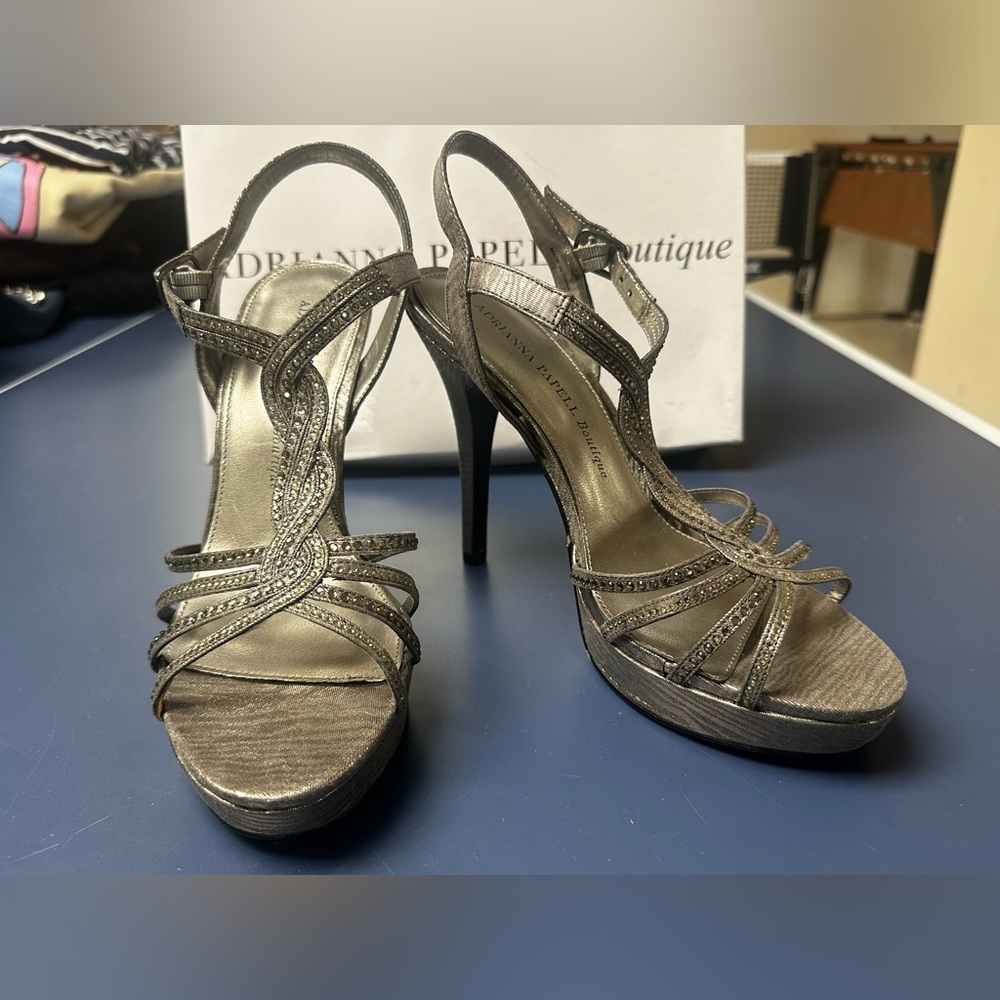 Adrianna Pappel Sandal Silver Heels size 8.5